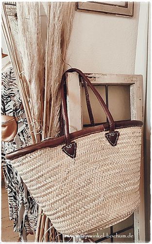 Woonwinkel  * wunderschöner Korb aus Palmblättern mit Leder - Handarbeit -